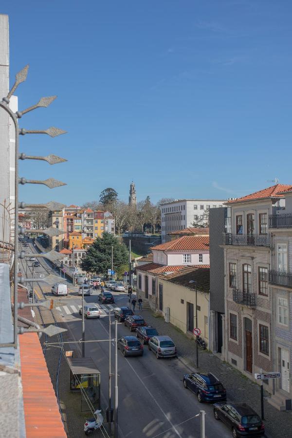 Liiiving - Downtown & Riverside Balcony Appartement Porto Buitenkant foto